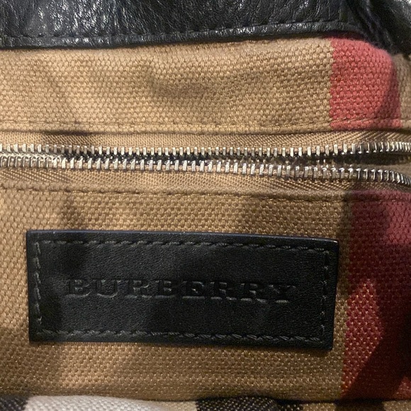 Burberry crossbody purse Maidstone - Picture 3 of 8